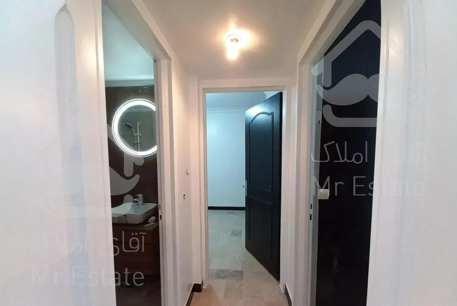 105مترحسین آباد ، شیان ، لویزان خیره کننده و بینقص