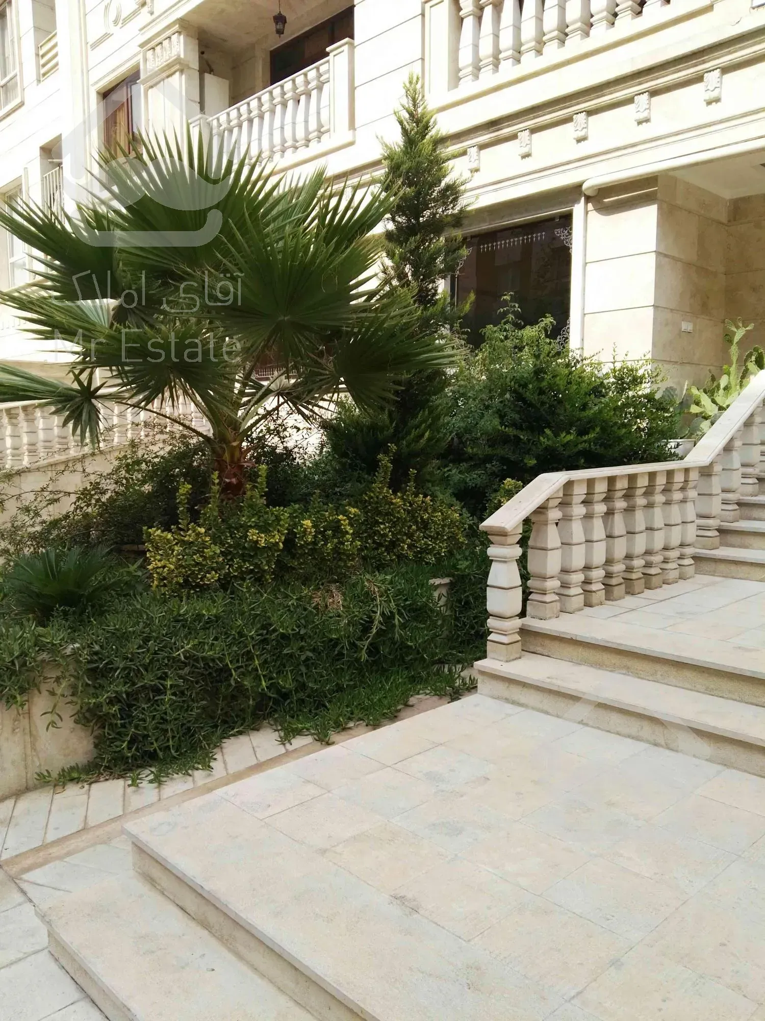 خرید و فروش آپارتمان سه خواب سازمان برنامه شمالی