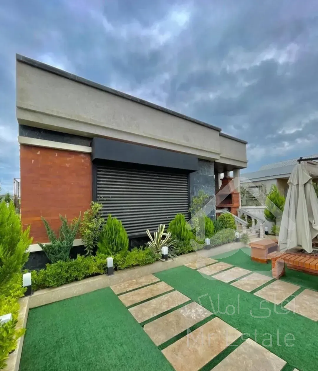 ویلا خوش نشین۲۱۵زمین/۱۰۰بنا/۲خوابه/ویوجنگل/سندار