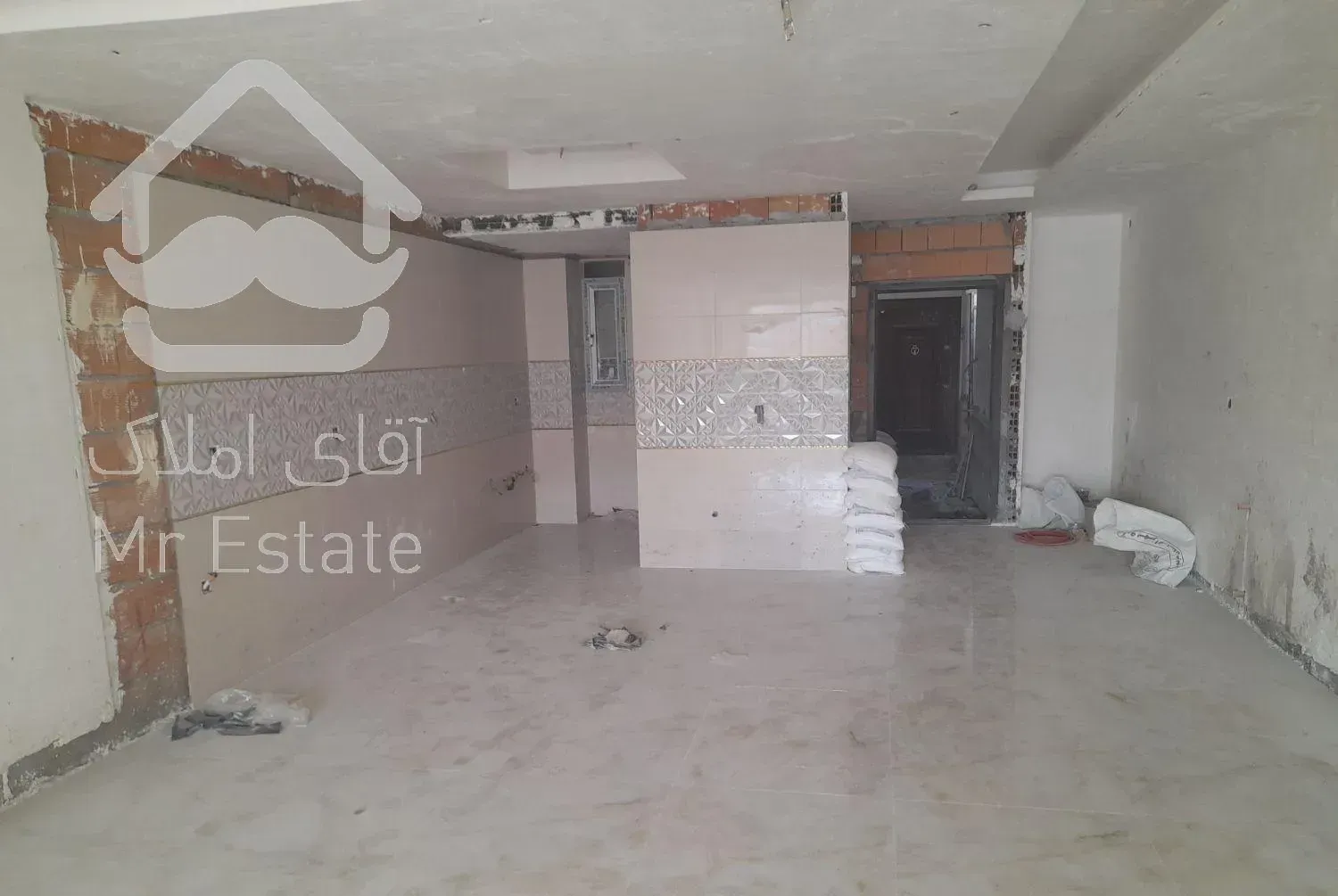 آپارتمان با ویوی ابدی بر اصلی شمشیربند روبرو سما