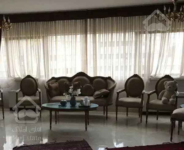 آپارتمان 146 متری سه خوابه در فاز 3 اکباتان