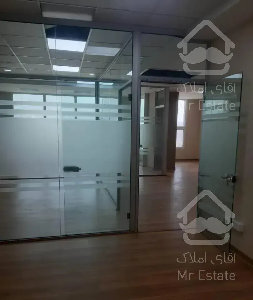 ۱۰۰متر اداری تجاری کنتراست مال دریاچه چیتگر، یاس ۳