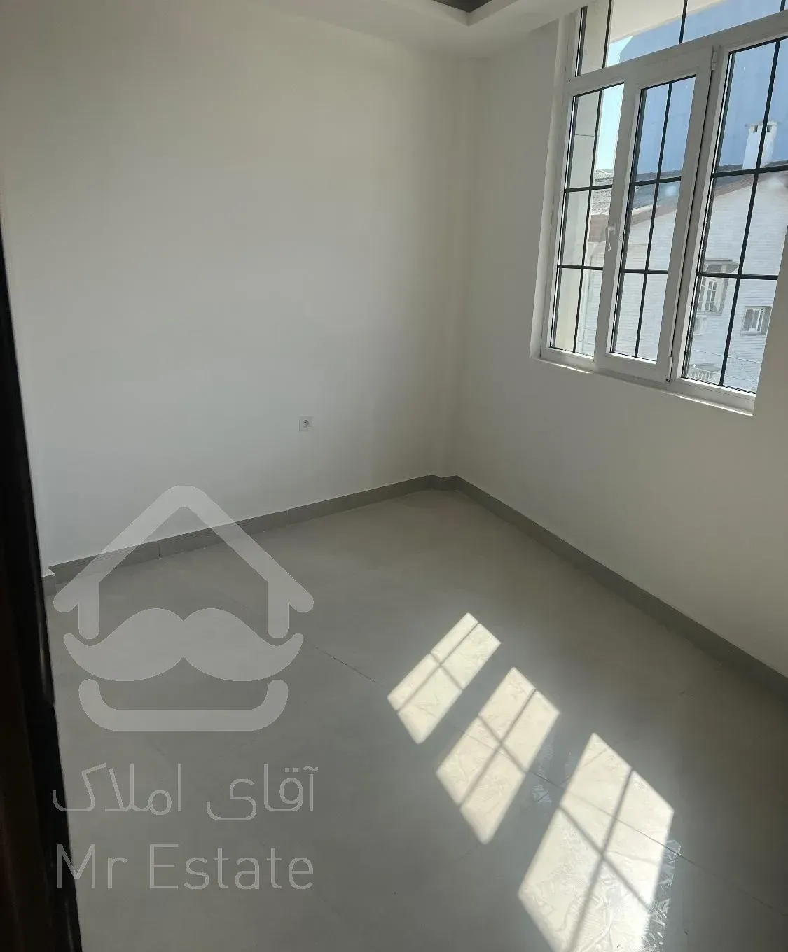 ویلا تریپلکس ۲۷۰ متری لاکانی