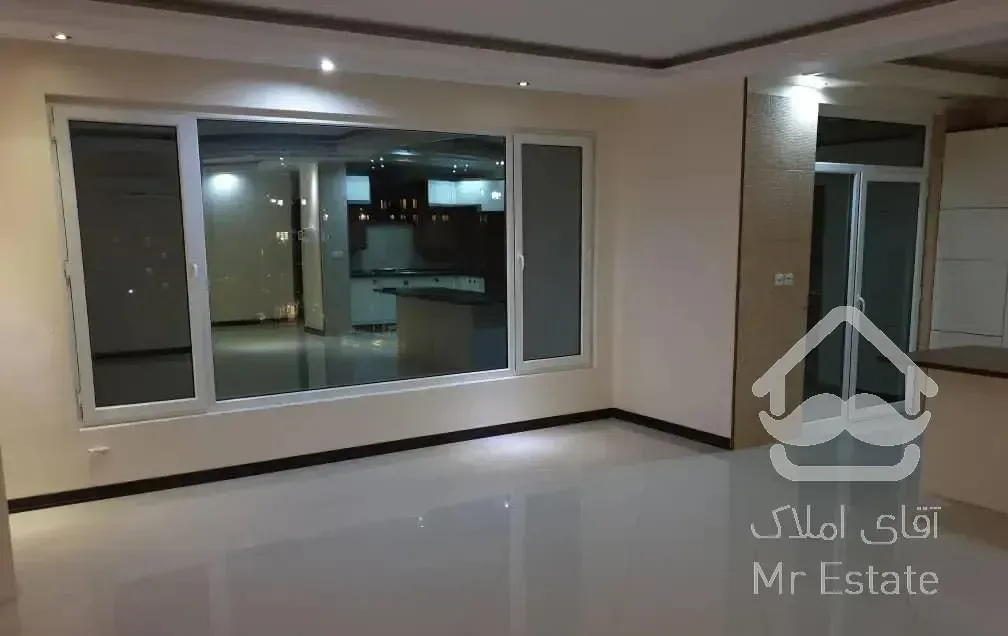 آپارتمان نوساز ، سه خوابه