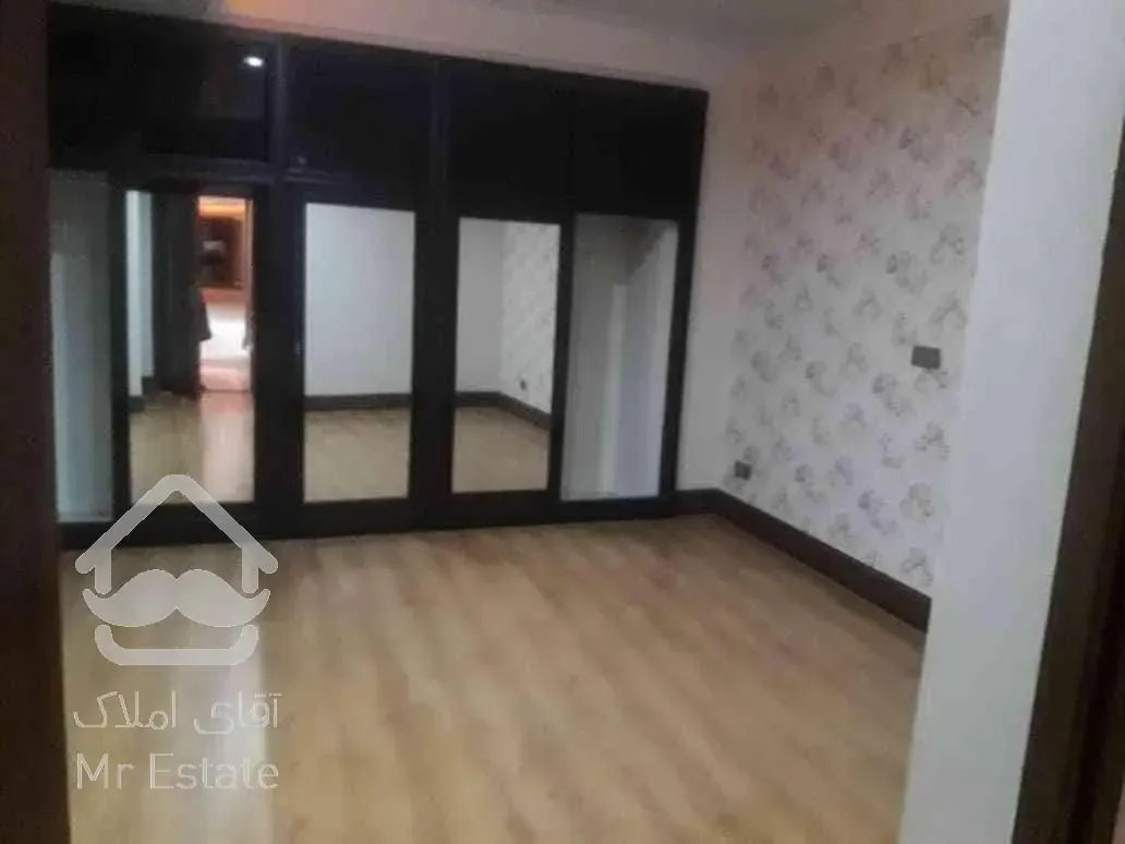 رهن آپارتمان ۲۰۰ متری نیاوران