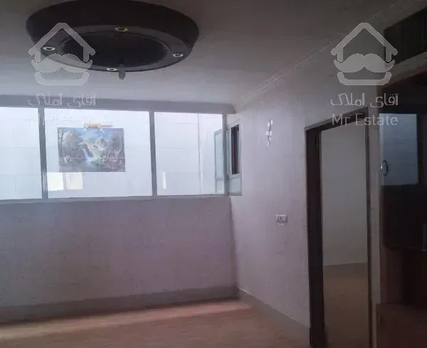 آپارتمان ۸۵ متری 1خوابه تمیز