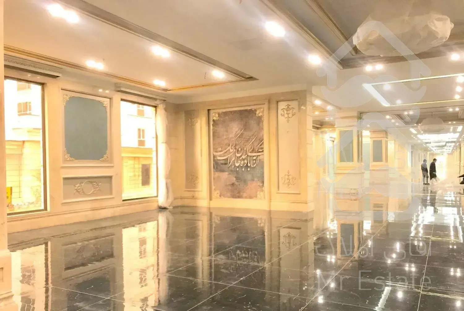 ۱۹۴متربرفرازجنگل‌های‌لویزان/در برج‌شاهانه رونیکا