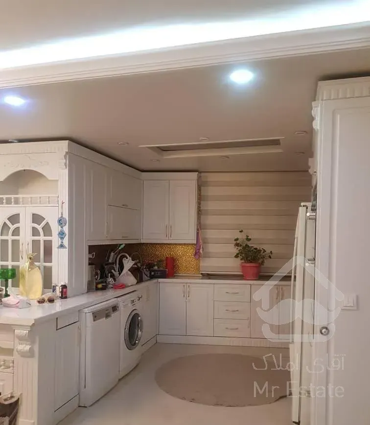 فروش آپارتمان ۱۲۲ متری ۳ خوابه در دارآباد