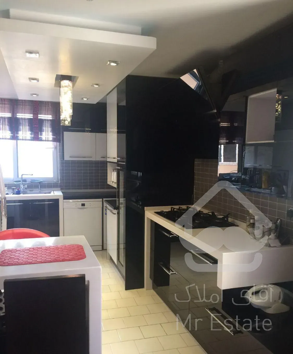 157متری علوم پزشکی   /   سه خواب   /   ویو ابدی