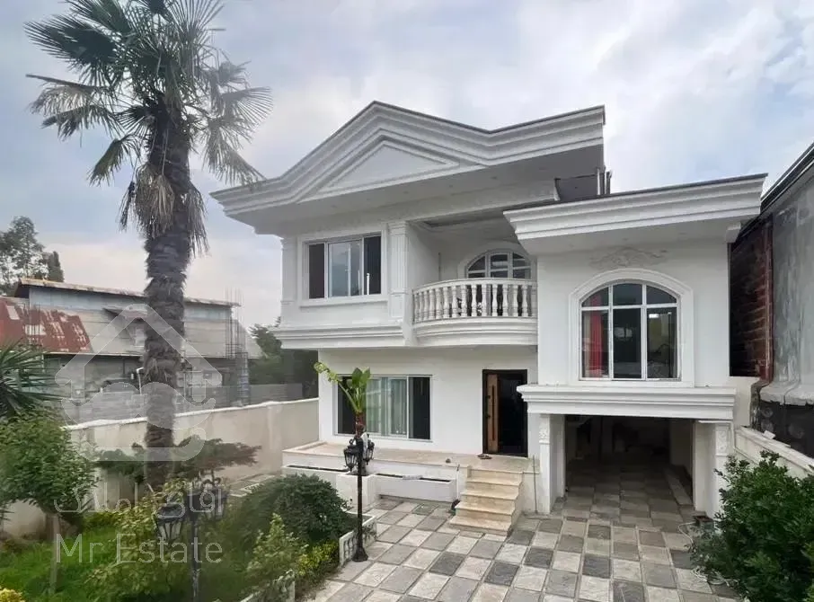 ویلا استخردار دوبلکس۳۵۰متری/فول فرنیش/نوساز