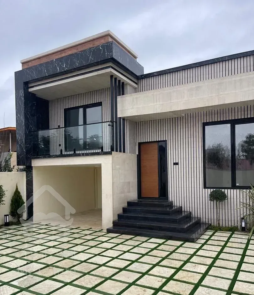 ویلا باغ نیم پیلوت 220 متری شهرکی سند تک‌برگ