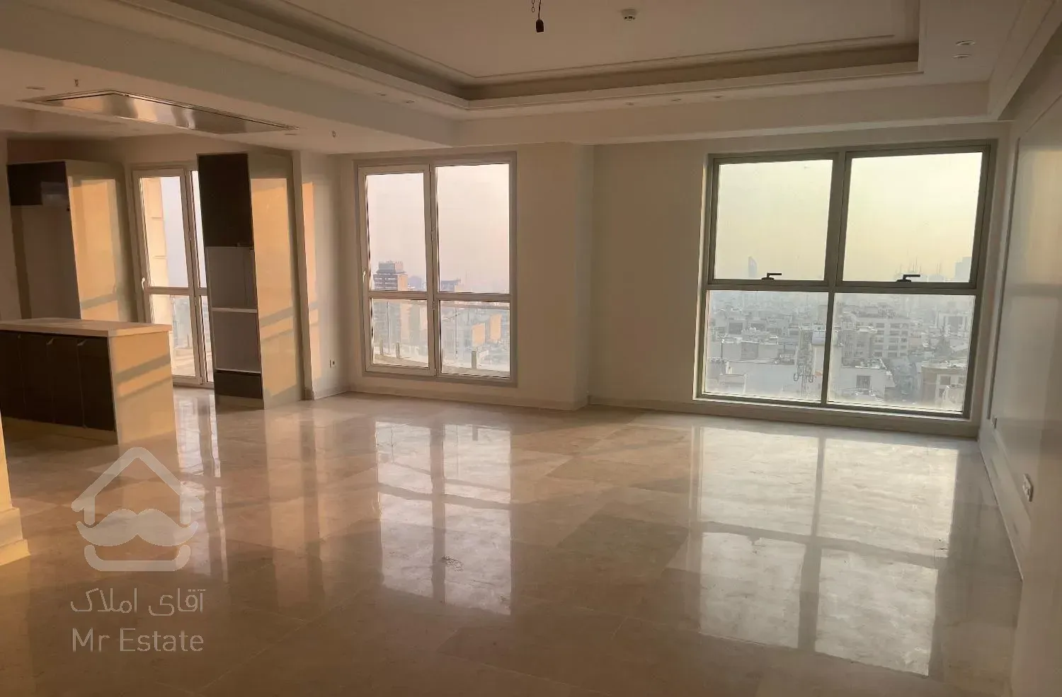 ۱۶۵ متر برج مدرن دید و ویو تهران