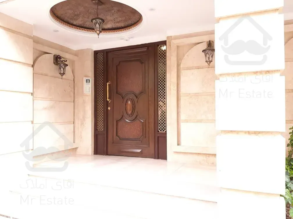 خرید آپارتمان سه خوابه 194 متری اباذر