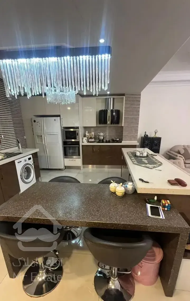 زعفرانیه ۲۰۰ متر چندساله