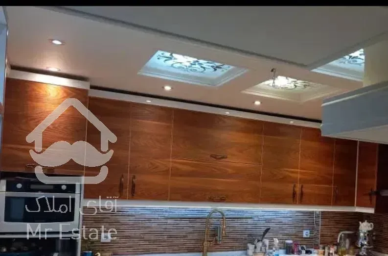 آپارتمان،۱۳۶مترشکوفه،عمریه