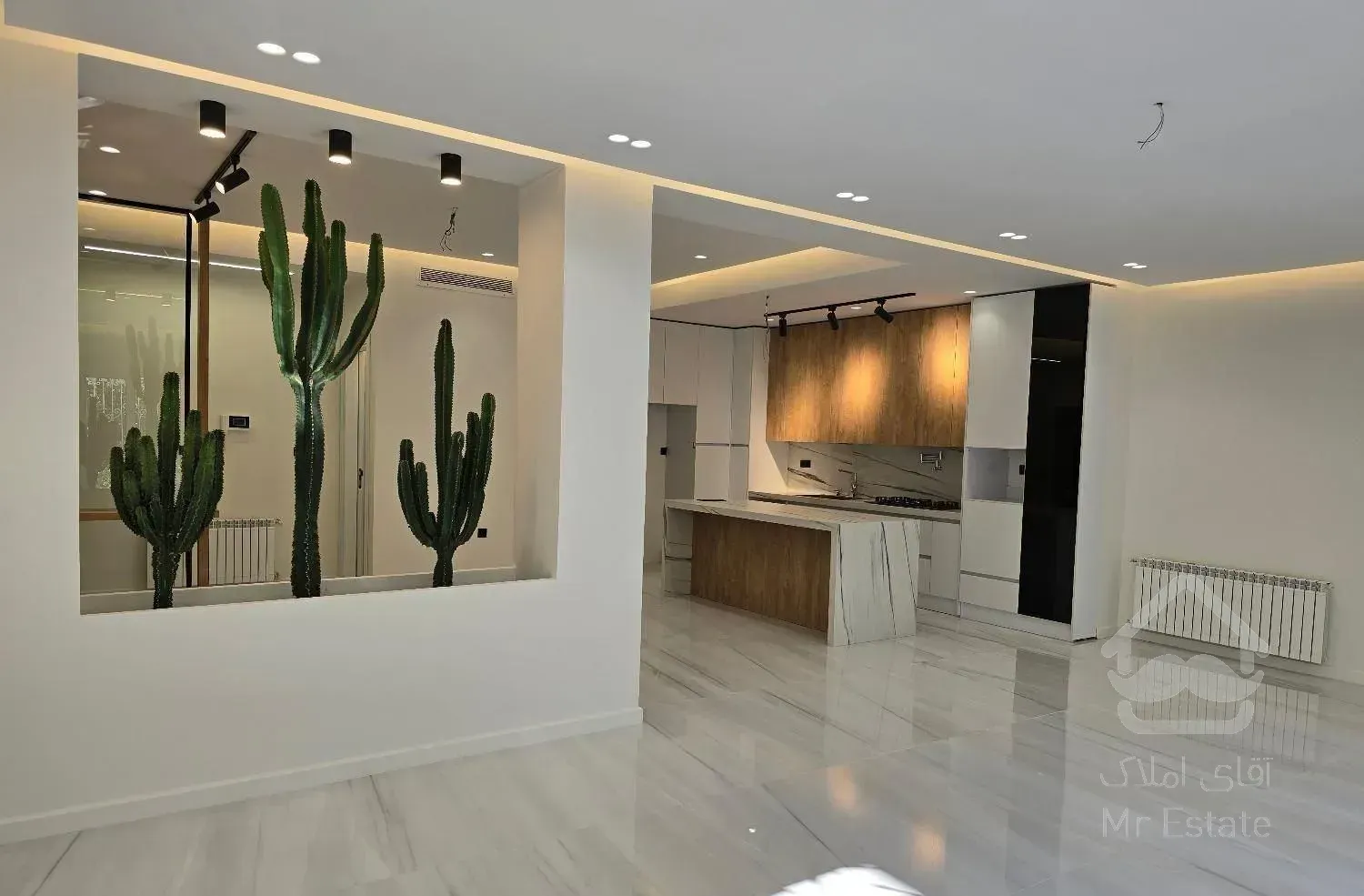 115متر 2خواب/کلید نخورده/فول مشاعات/برج باغ برند