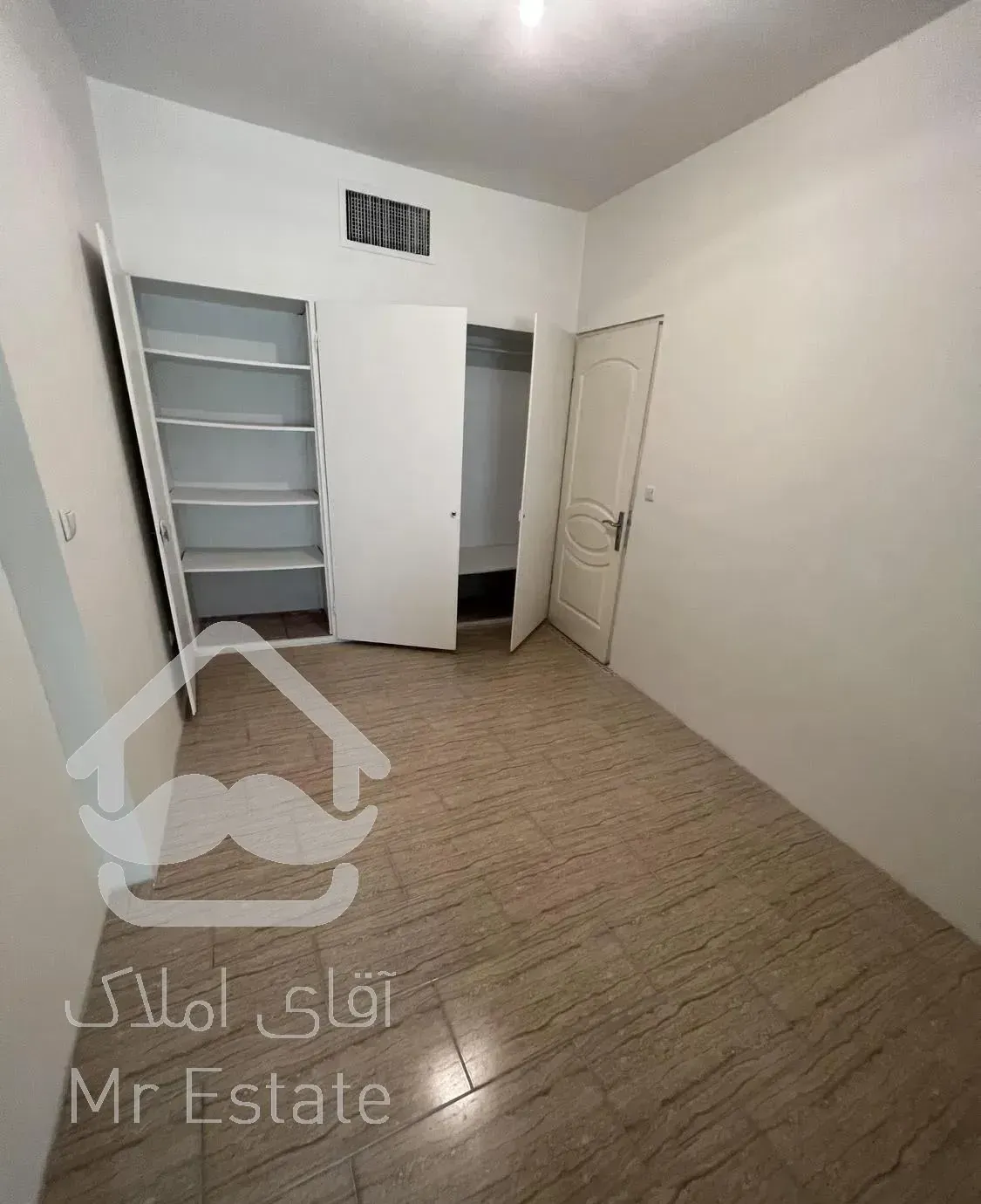 خ فرجام بلوار اردیبهشت ۸۱ متر (ویلایی)