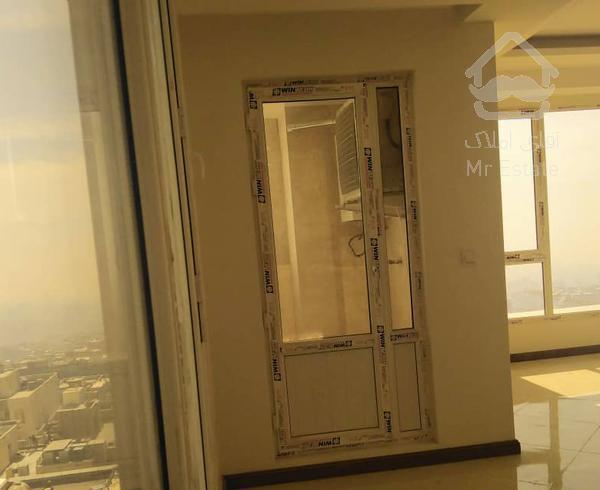 ۱۰۲ متر/برج کم واحد نگین پونک/دفتر فروش سازنده