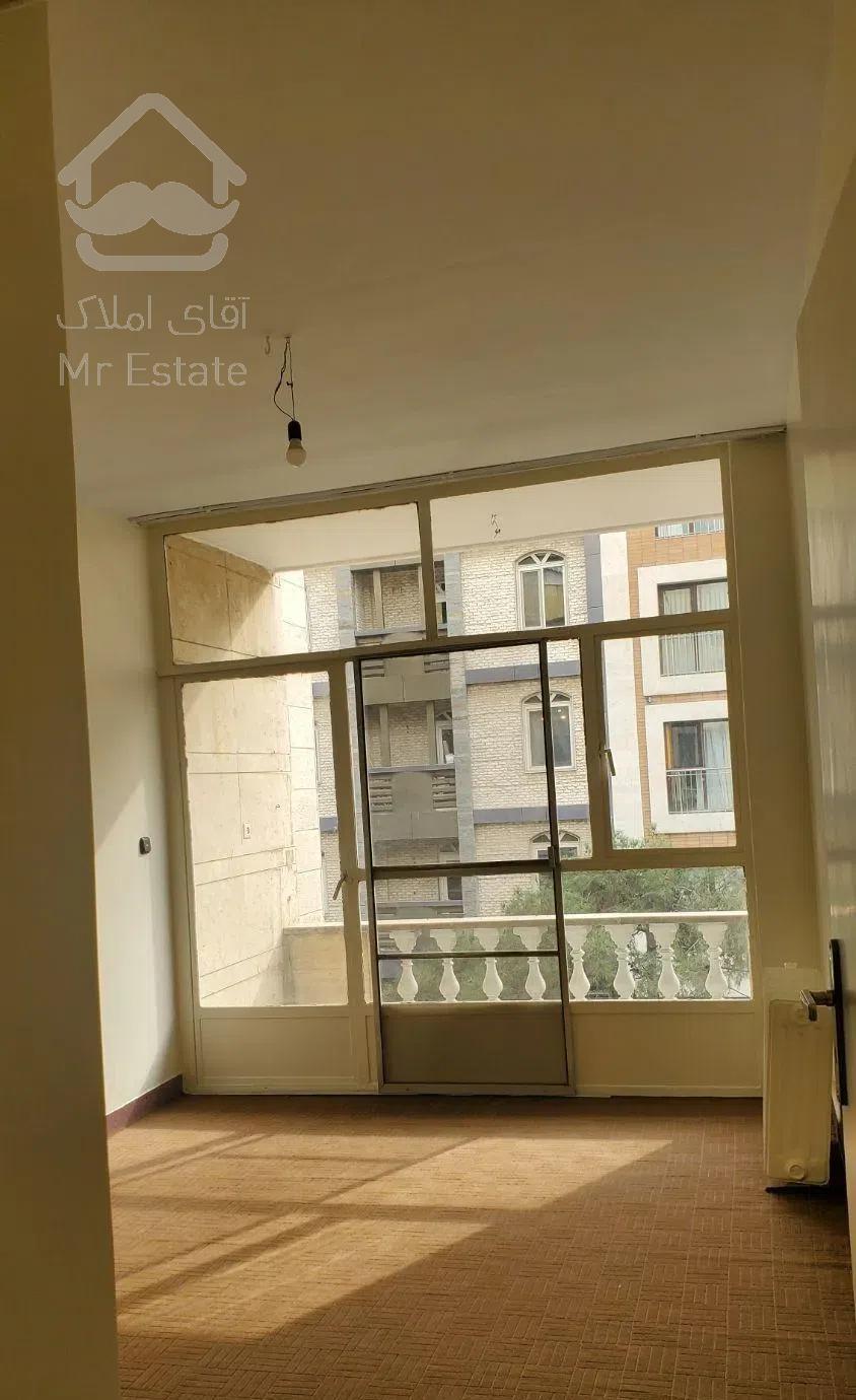 آپارتمان ، ۱۶۰ متر ۳ خواب قدیمی ، گیشا