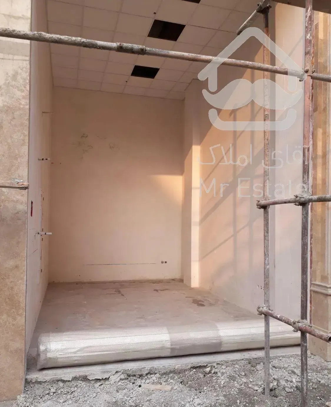 ۱۲ متر بر خیابان اصلی ویترین دونبش سرمایه گذاری