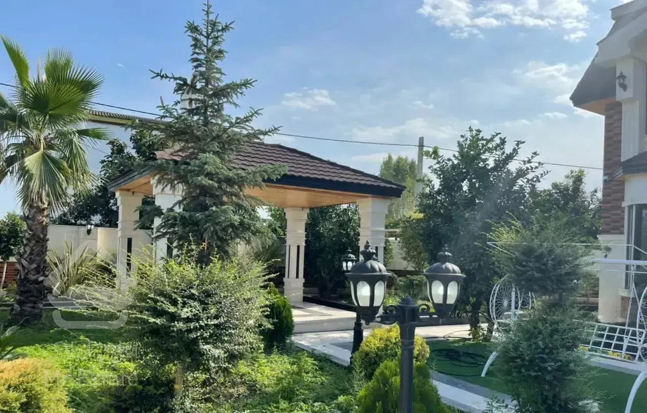 کاخ ویلای 600متری/ویو بهشتی /متریال درجه یک