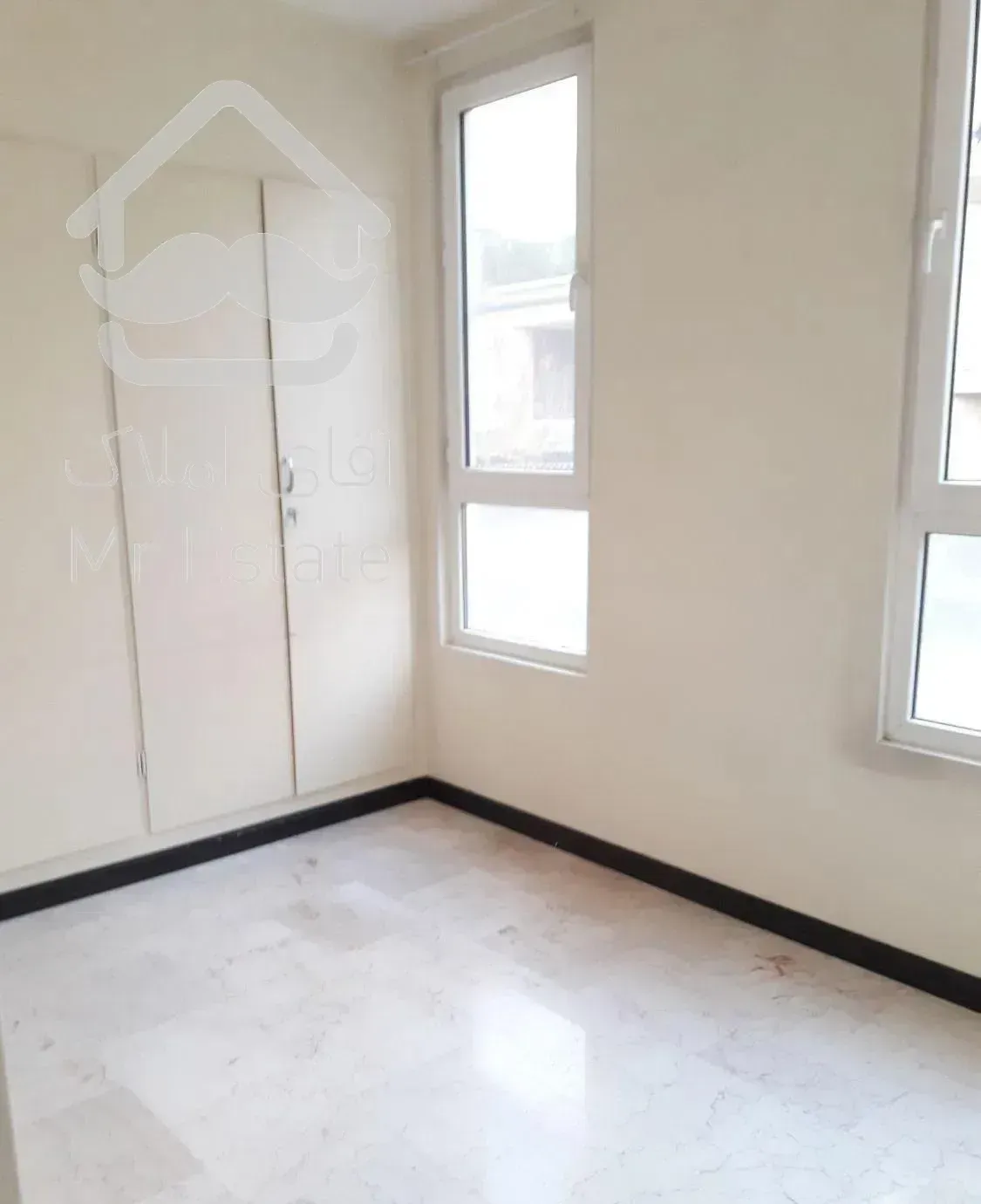 80 متر دوخواب ایرانشهر فول امکانات