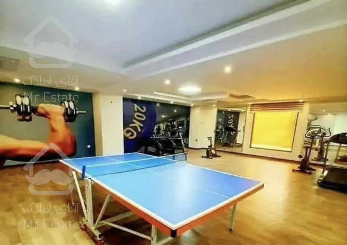 ۱۱۳متردر برج کم واحد/طبقه اول/فضای سبز اختصاصی