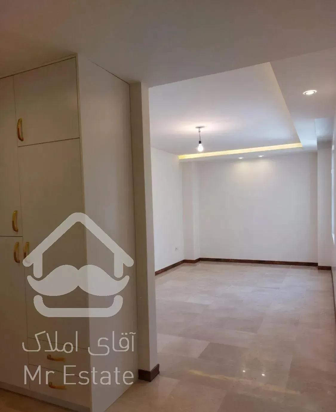 قلهک ، دولت ( ۱۸۵متر  نوساز  تکواحد )