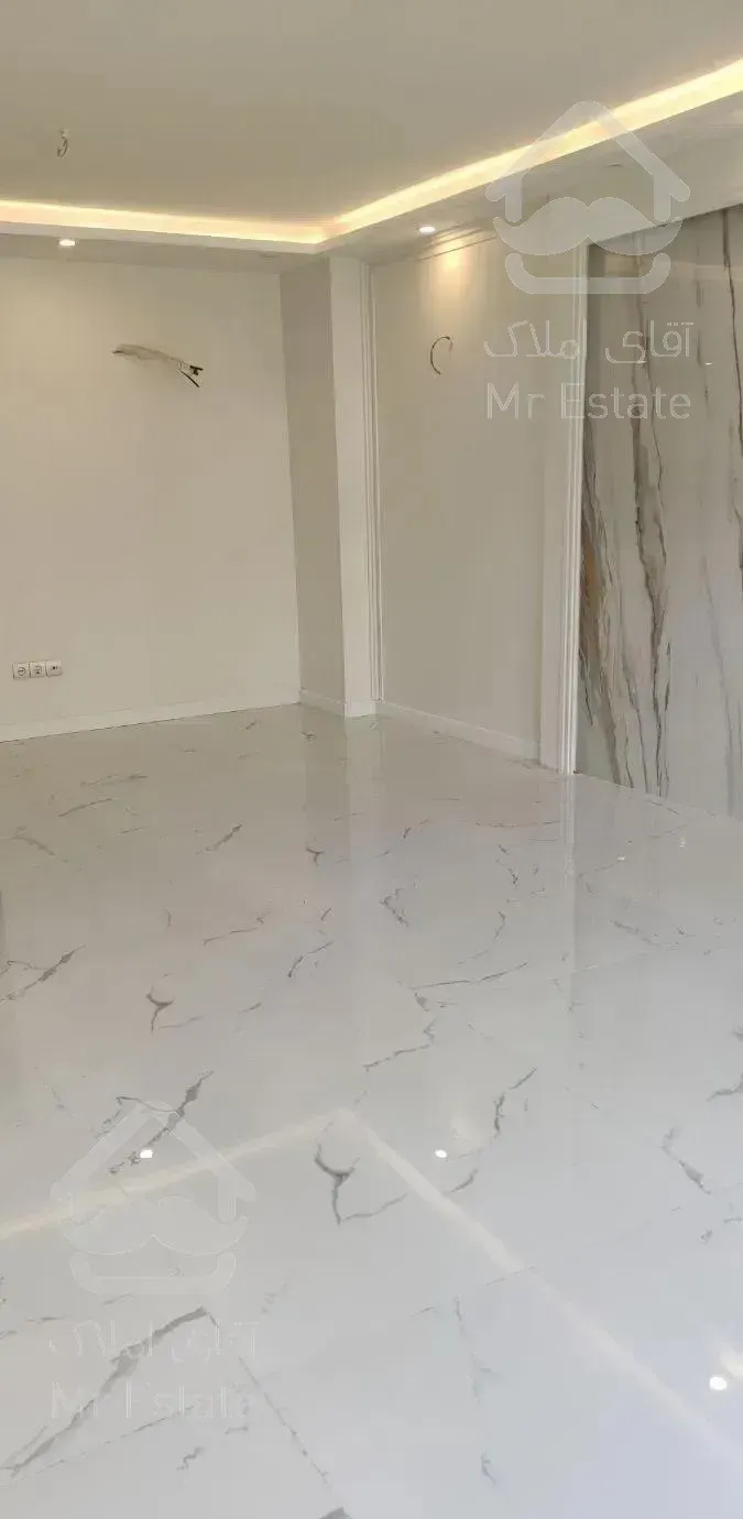 فروش آپارتمان 105 متری در دیپلمات نشین ولنجک