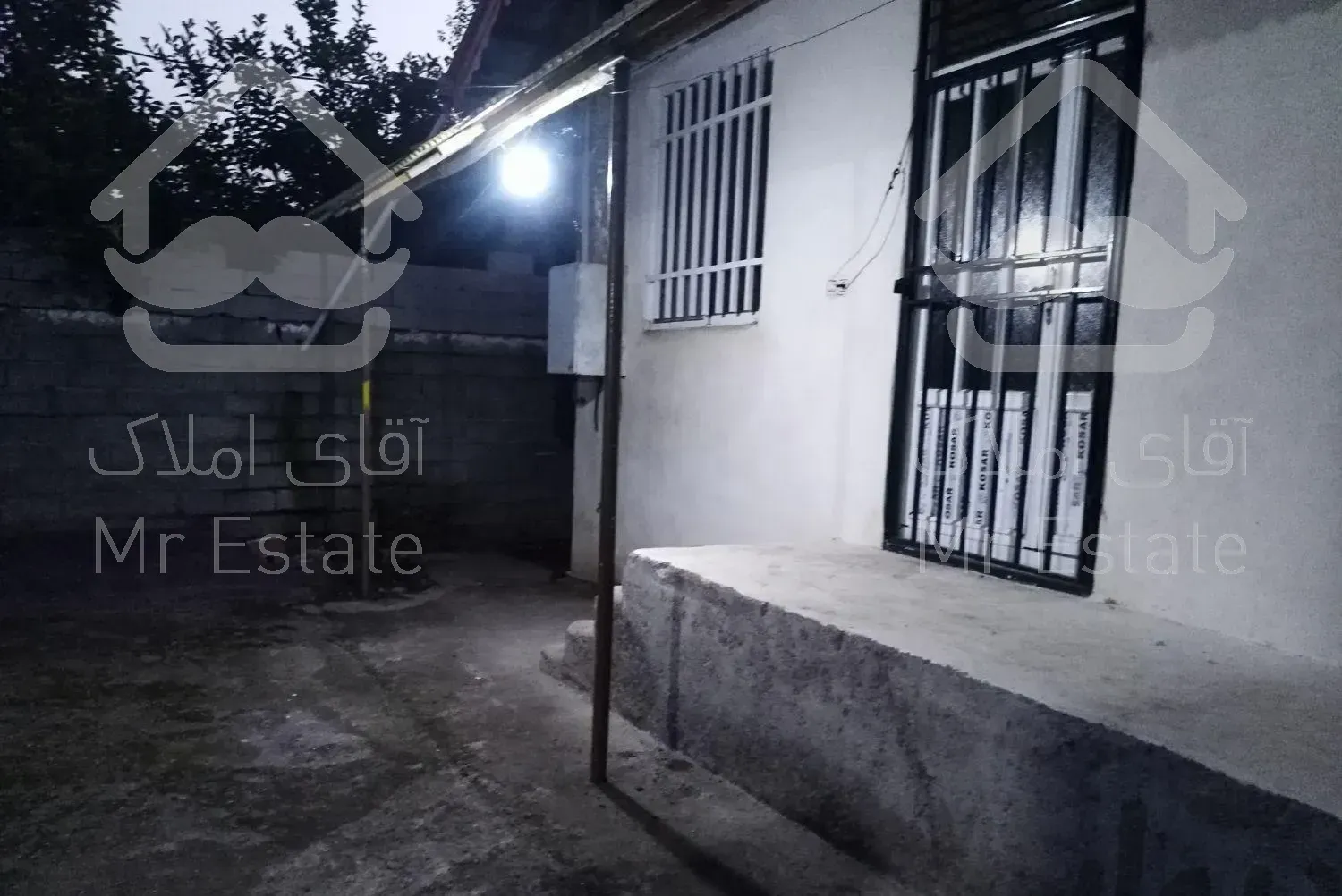 ویلای ۱۴۰ متری ۵۰ متر بنا ۱۵۰ رهن کامل