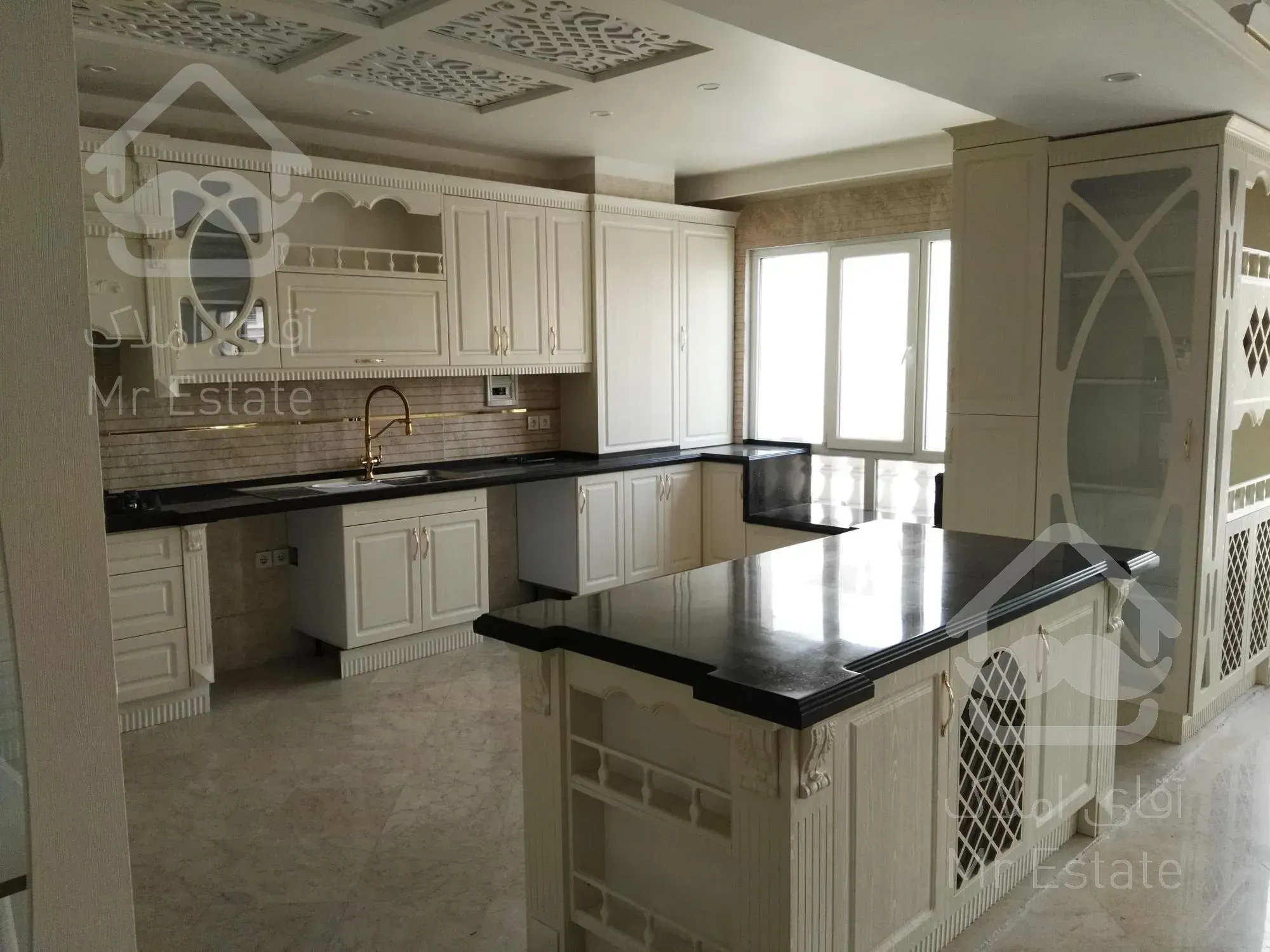 اجاره آپارتمان تکواحدی نوساز ۲۵۰ متری کاشانی گلستانها