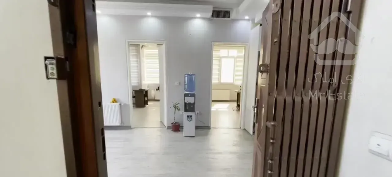 ۶۸ متر آپارتمان مترو دانشگاه شریف