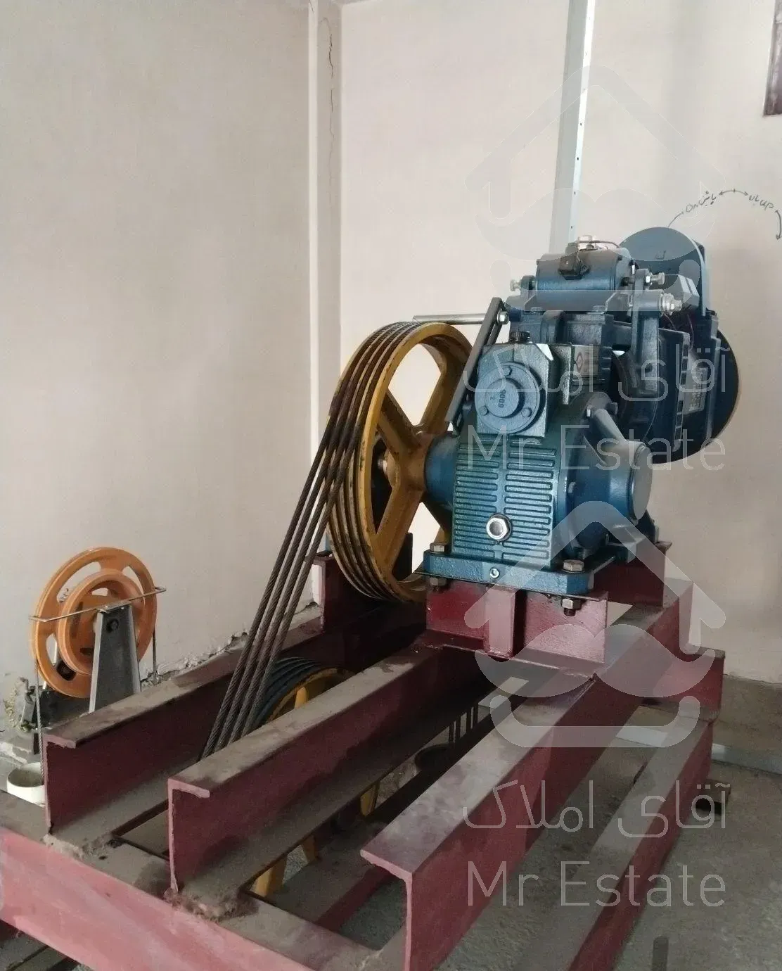 تعمیرات آسانسور و بالابر