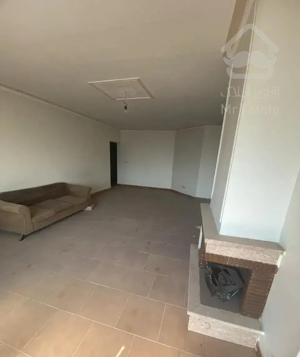 ۸۷متر یک خواب نقاشی شده تمیز و مرتب شهرک دانشگاه