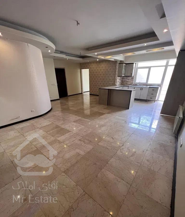 ۸۴متر کاشانی آلاله شرقی ۷ساله نما تراورتن