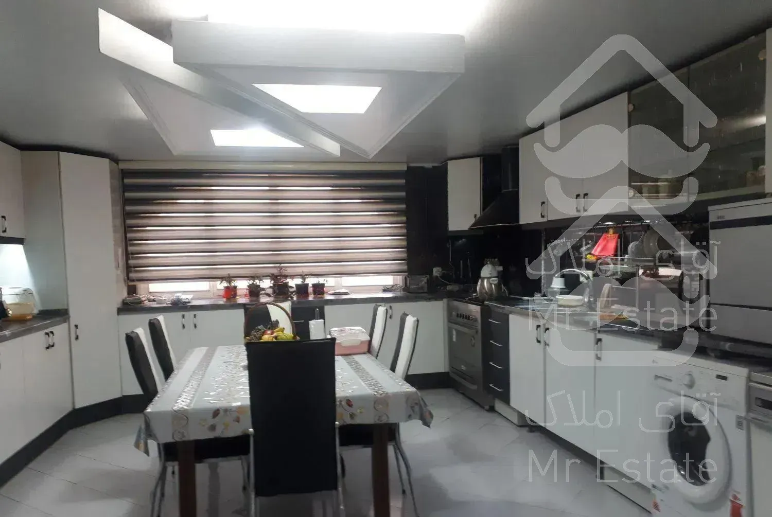 آپارتمان ۲۲۰ متری تهرانپارس غربی