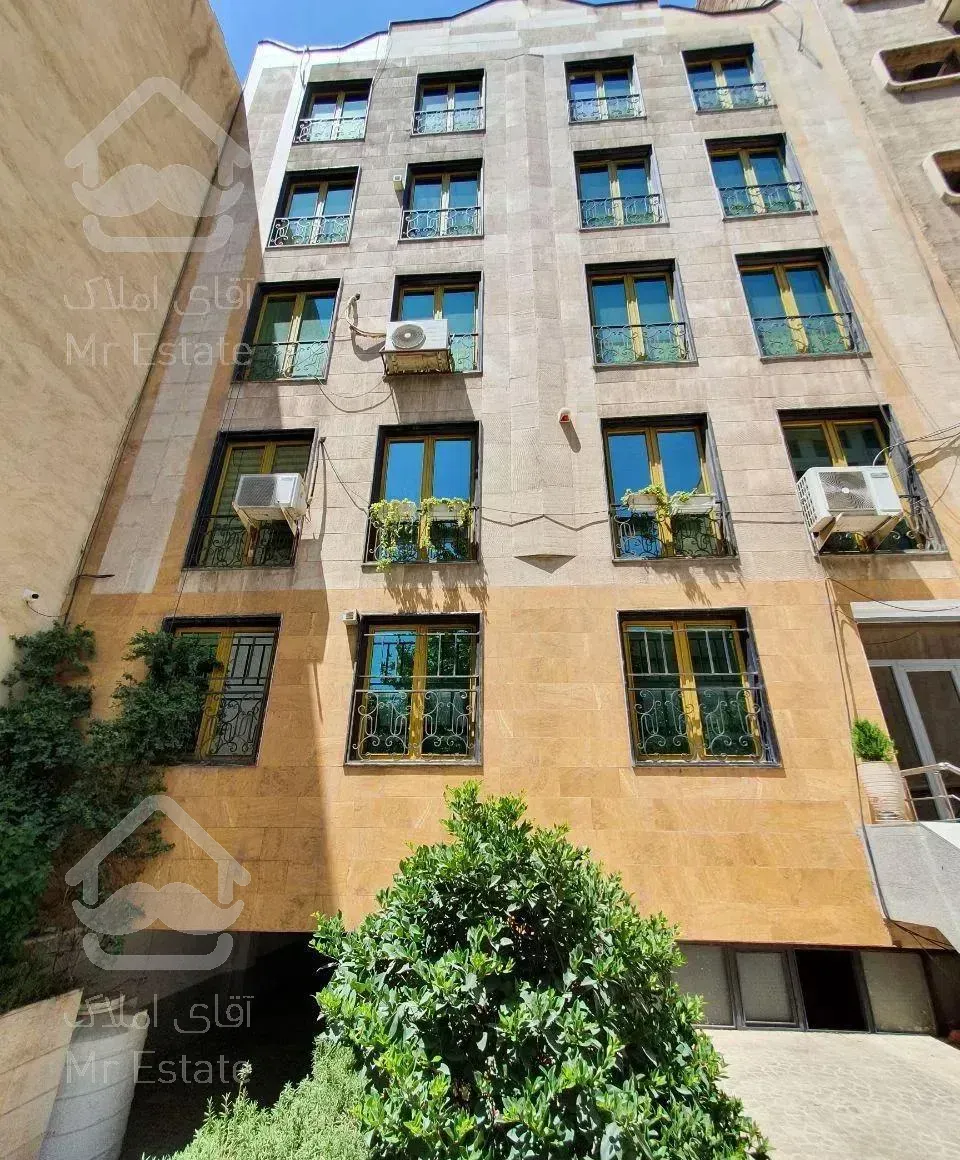 ۸۵ متر خیابان سمیه بین خیابان مفتح و ایرانشهر