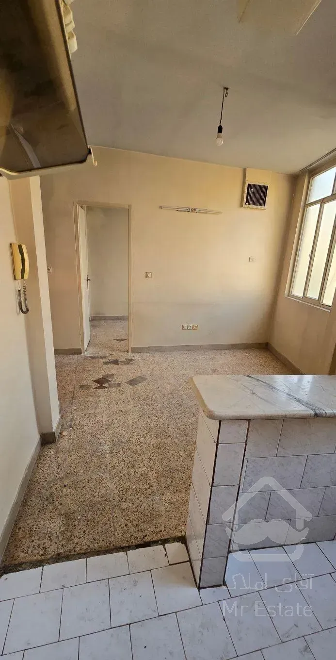 اجاره آپارتمان ۳۵ متری ۱ خوابه طبقه ۲ در طیب