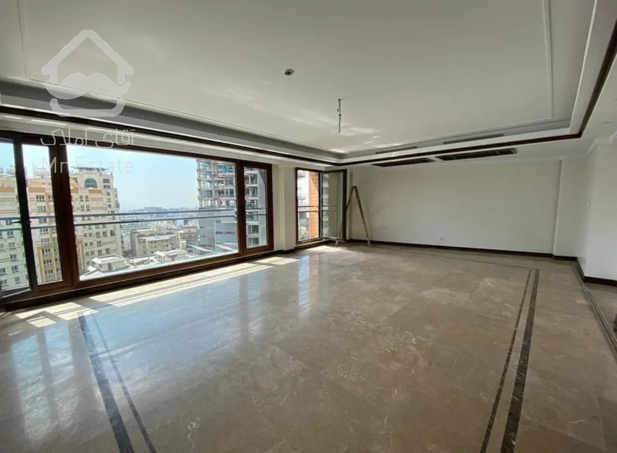 خرید آپارتمان ۲۱۵ متری فرمانیه