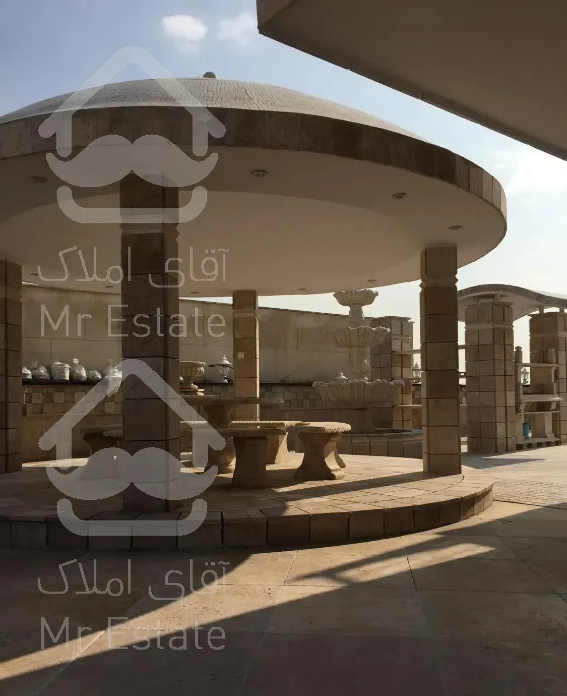 ۲۱۰ متر مولتی برند