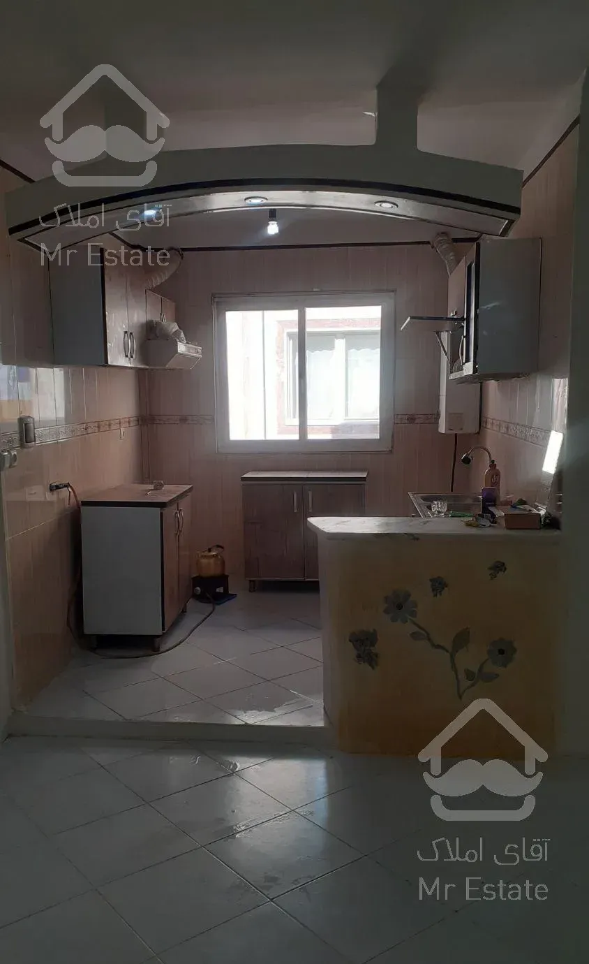 آپارتمان تک واحدی ۵۲ متر تخلیه آماده فروش