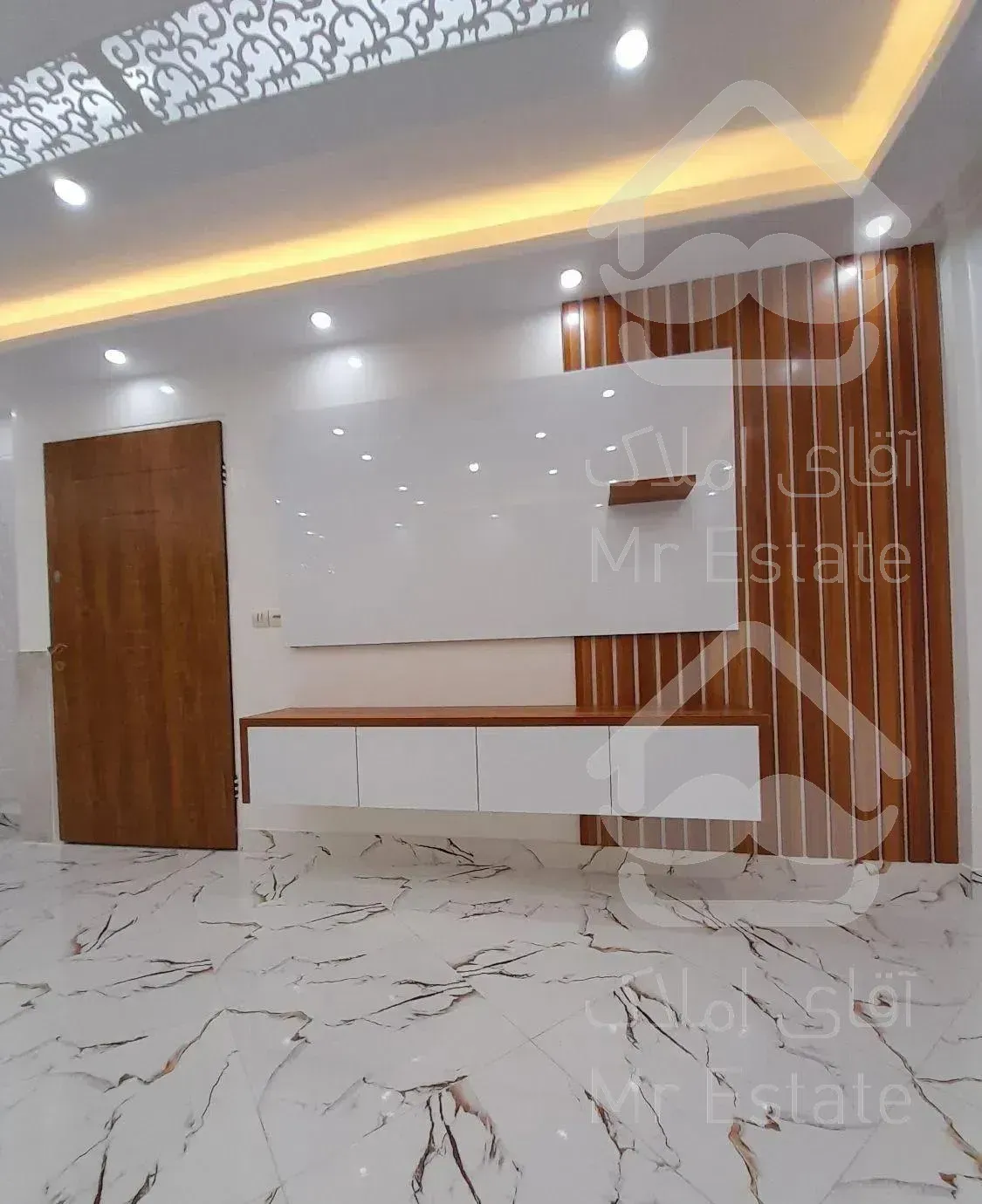 آپارتمان ۵۶متری خ پیروزی خ۲۱متری دهقان کوچه بقالان