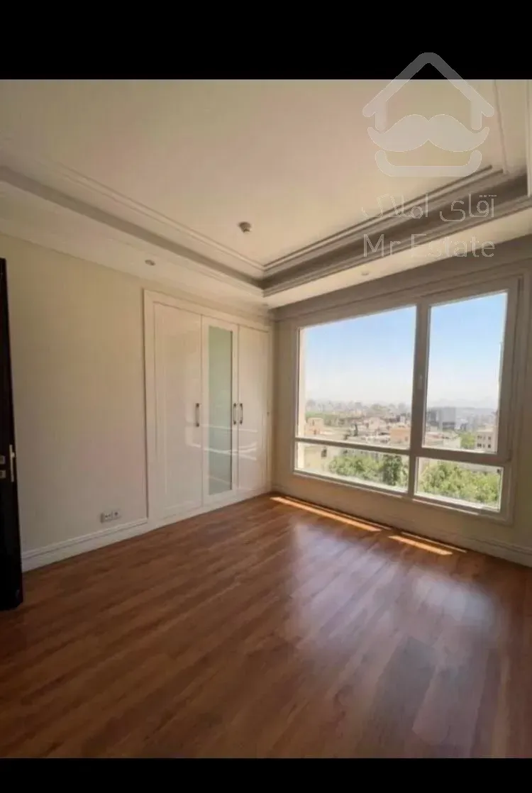 کامرانیه شمالی / ۲۱۰ متر