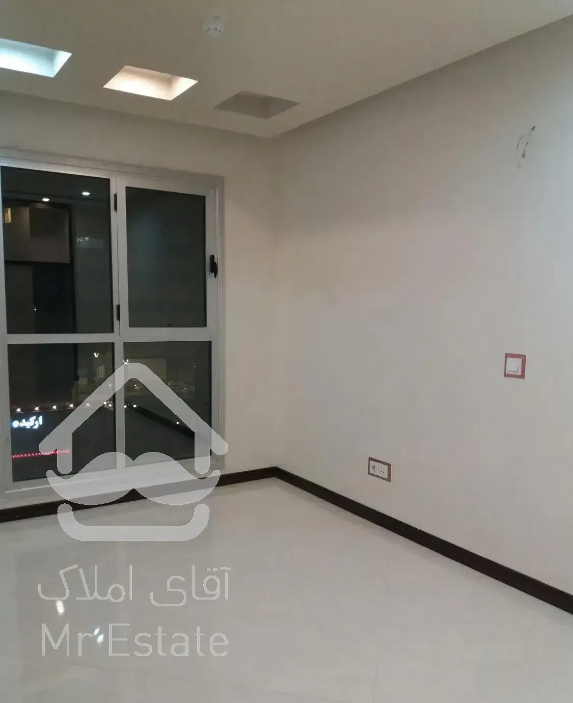 چیتگر برج مجلل خلبانان