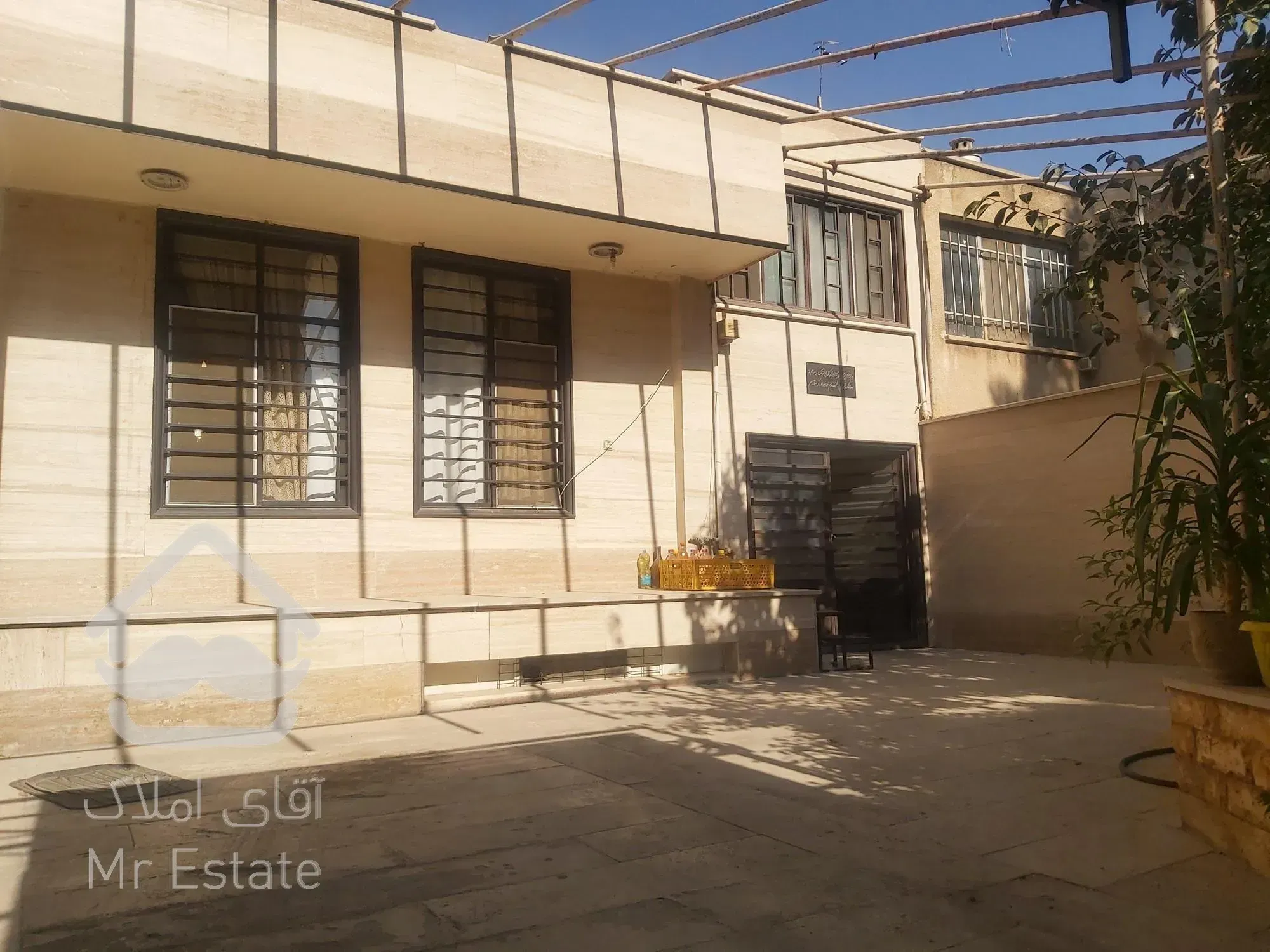 ۲۴۰متر ویلا شهرک دریا فاز۴ نقد و تهاتر