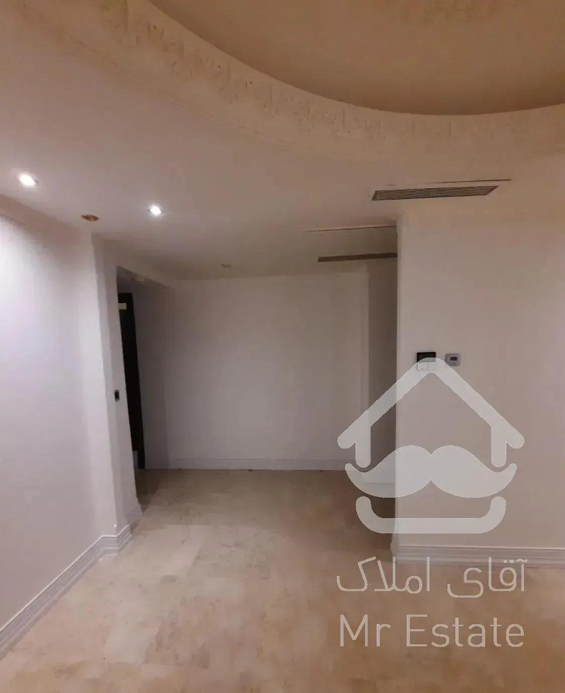 نیاوران ۳۰۰متر آپارتمان