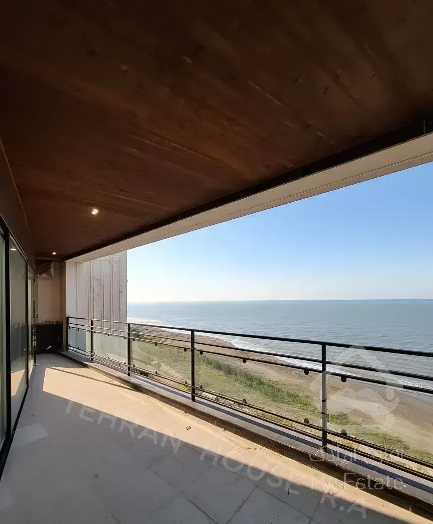 ۱۷۵ متر  پلاک یک دریا  طبقه ۱۰  لوکس  ساحل طلایی