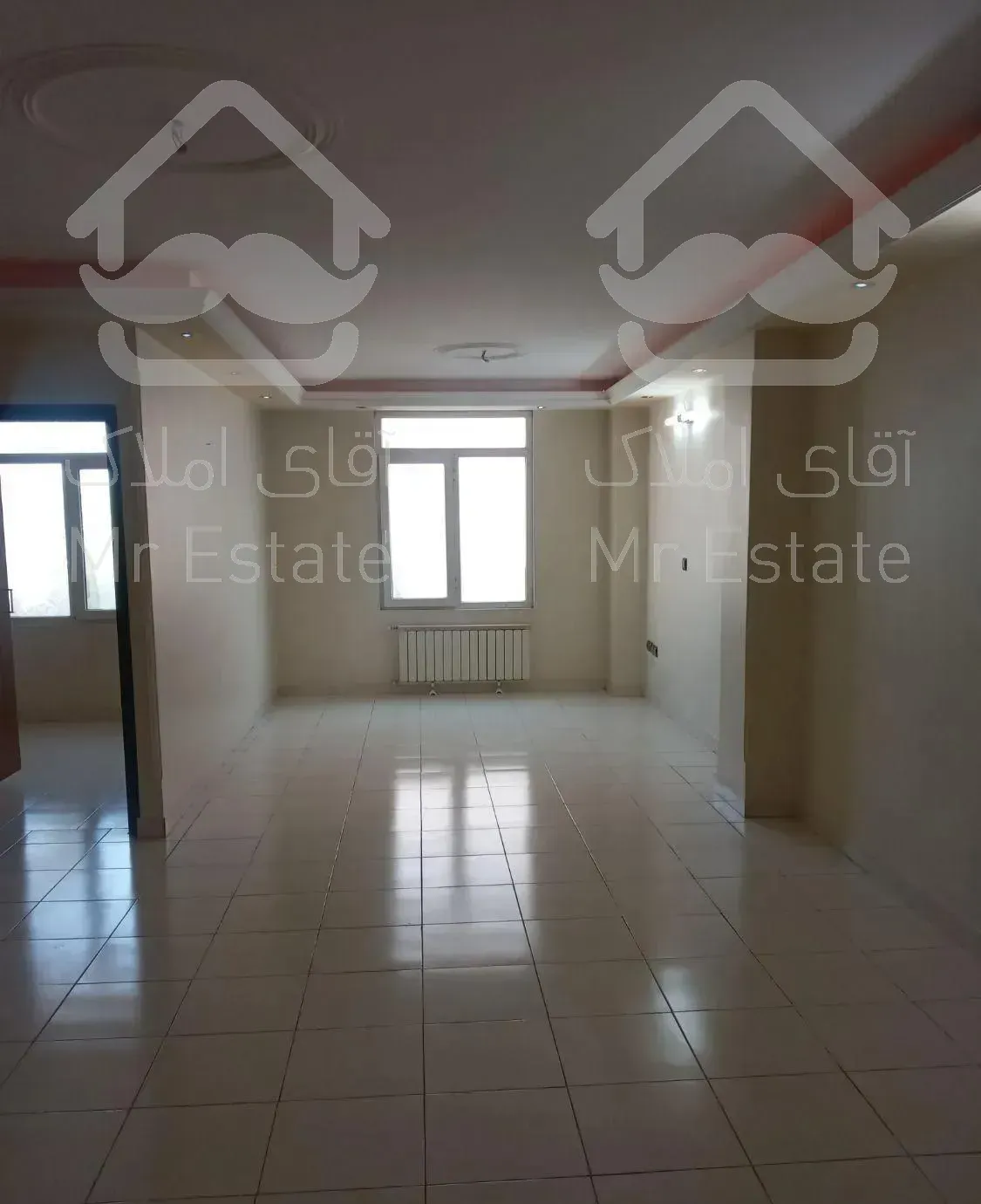 ۱۰۰ متر/دوخوابه/ نورگیر/ دریاچه چیتگر/ منطقه ۲۲