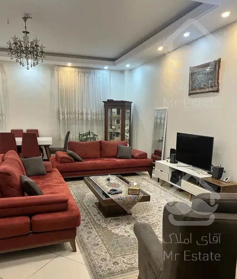 آپارتمان ٩٧ متر دوخوابه در خیابان ولیعصر