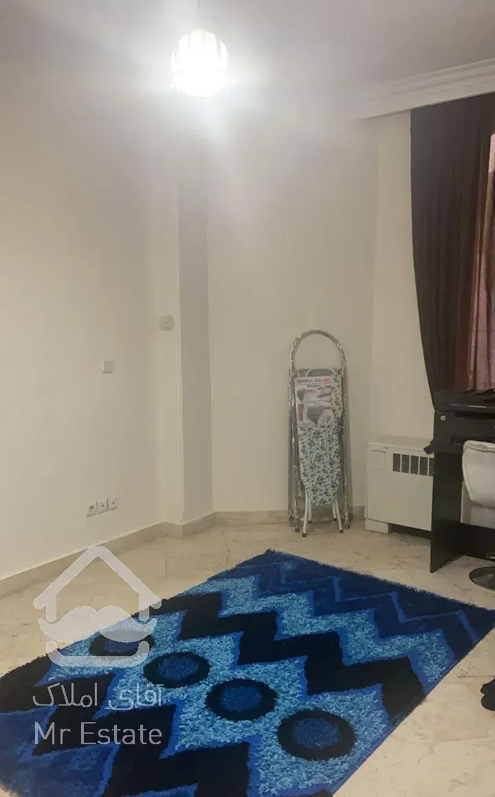 سعادت آباد صرافها ۸۰ متر دو خوابه رو به آفتاب